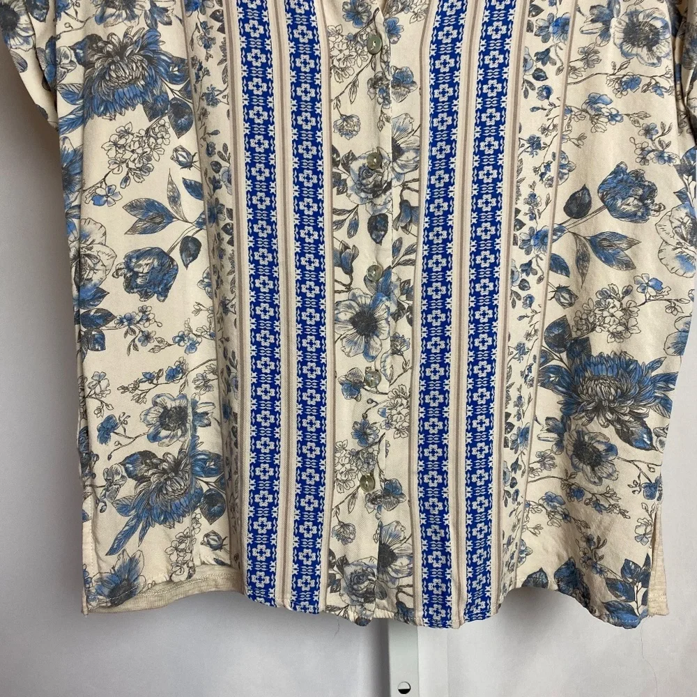 Chenault Womenʻs Cream | Blue Split Neck Button Down Short Sleeve Blouse Large